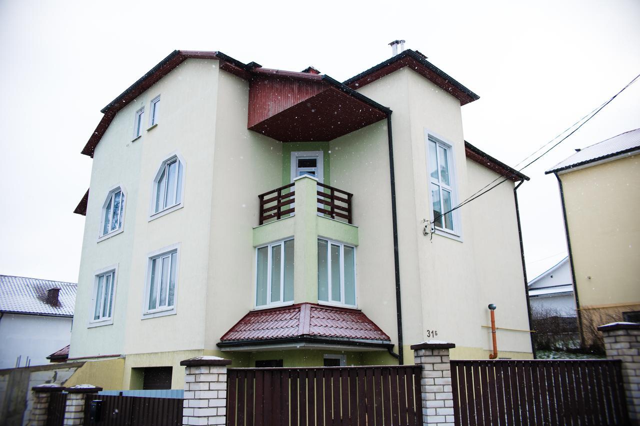 Family Hostel 明斯克 外观 照片